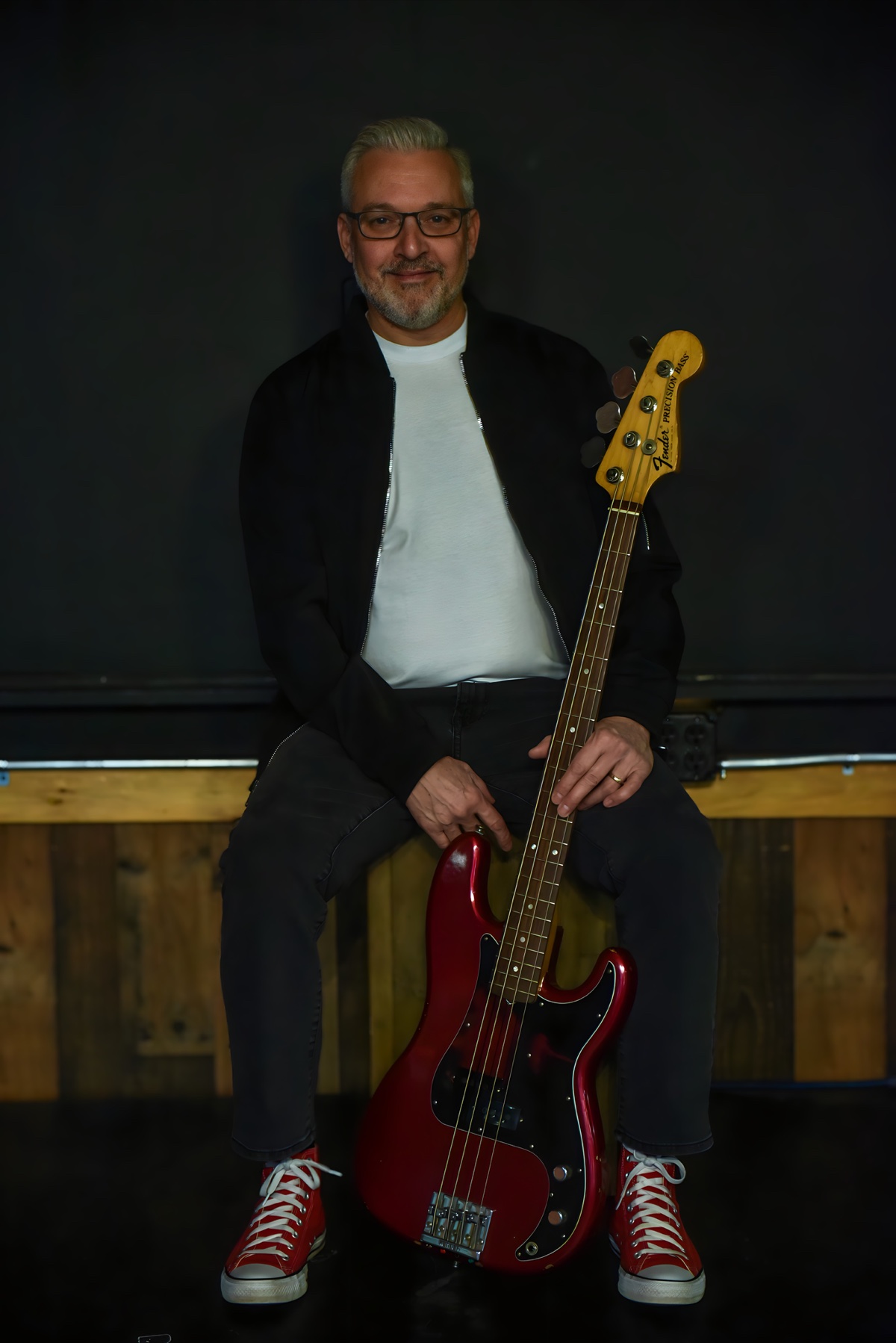 Bill, bass player for The Chucks
